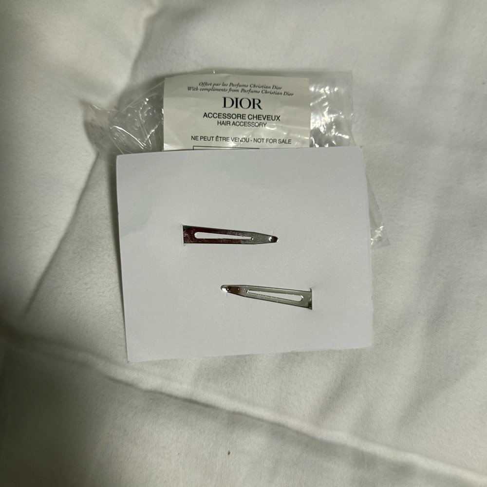 Dior Beauty Silver and Pink Hair Clips! - Picture 2 of 4